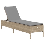 Lettino Prendisole con Cuscini Beige in Polyrattan